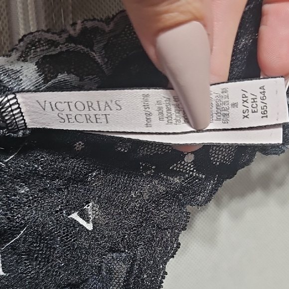 Victoria's Secret Black Lace Lingerie - Picture 2 of 4